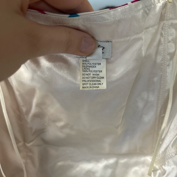 Cache Pink and White Floral Maxi Dress - Picture 16 of 16